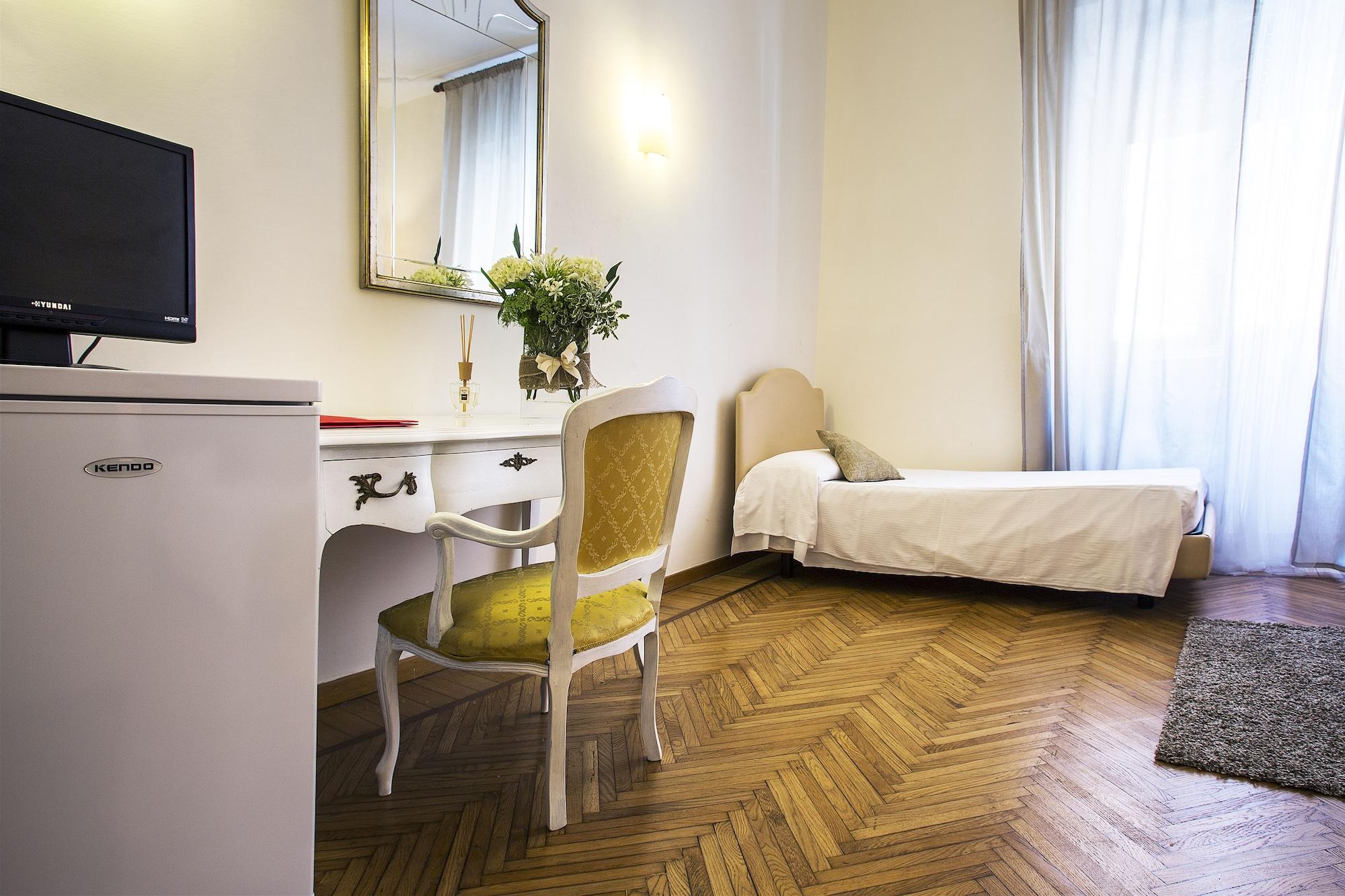 Hotel Trinita Dei Monti Рим Экстерьер фото